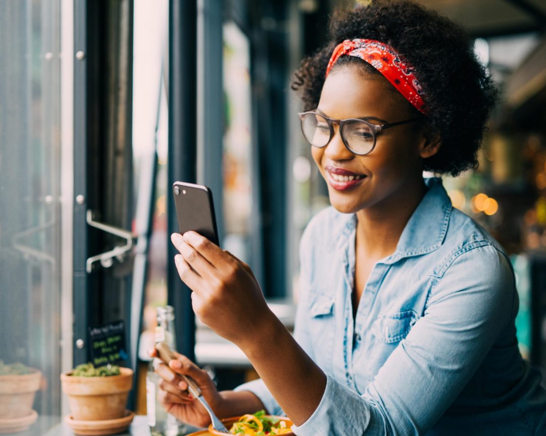 Bulk SMS: Top 5 ways in which restaurant business can use it | USMS-GH